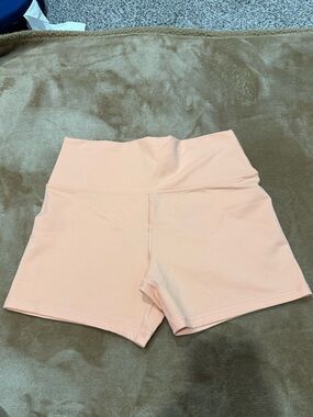 Offline - The Hugger 5 inch Biker Shorts
